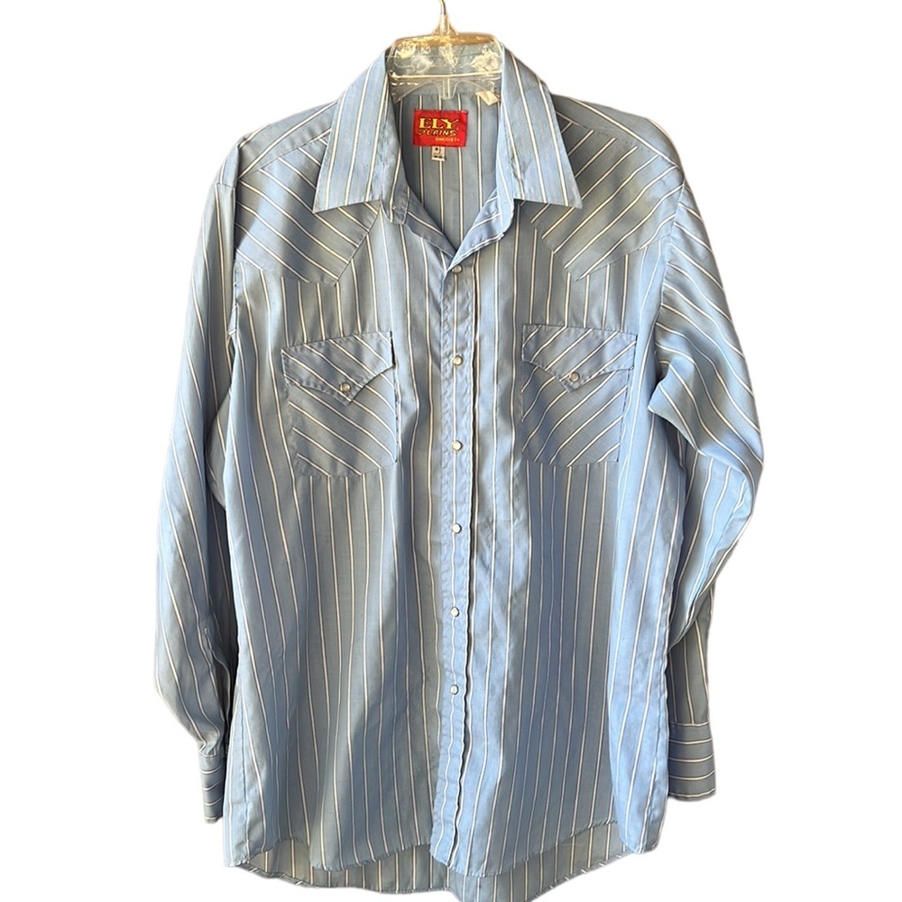 Ely Plains Vintage Pearl Snap Western Shirt. Light Blue Striped Szl 16 1/2 34-35